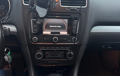 Volkswagen Golf VI, 2011 год, 850 000 рублей, 15 фотография