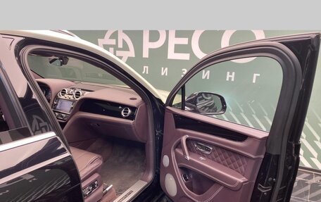 Bentley Bentayga I, 2018 год, 12 500 000 рублей, 34 фотография