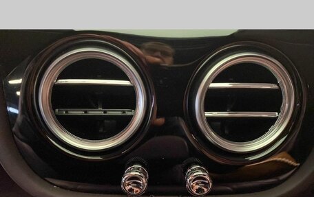 Bentley Bentayga I, 2018 год, 12 500 000 рублей, 38 фотография