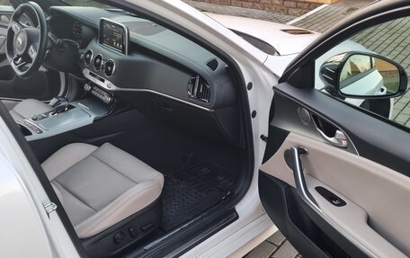 KIA Stinger I, 2018 год, 2 950 000 рублей, 7 фотография