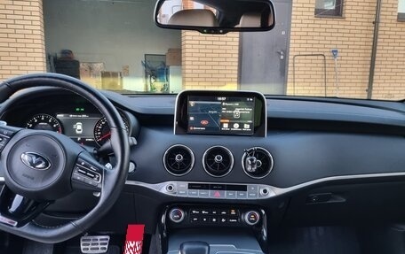 KIA Stinger I, 2018 год, 2 950 000 рублей, 8 фотография