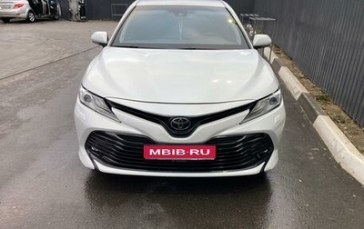 Toyota Camry, 2018 год, 3 150 000 рублей, 1 фотография