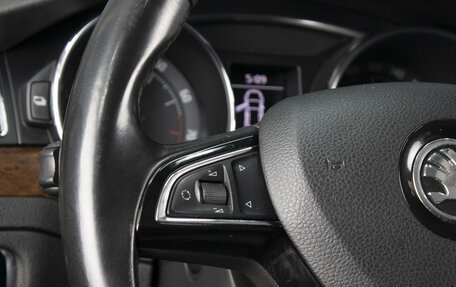 Skoda Superb III рестайлинг, 2013 год, 1 030 000 рублей, 17 фотография