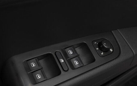 Skoda Superb III рестайлинг, 2013 год, 1 030 000 рублей, 20 фотография