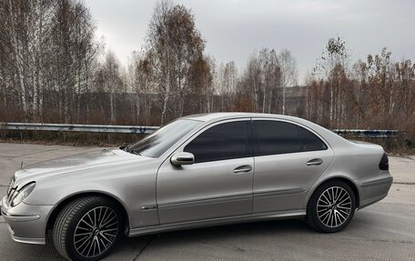 Mercedes-Benz E-Класс, 2005 год, 910 000 рублей, 2 фотография