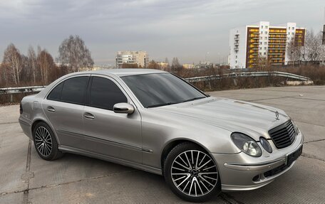 Mercedes-Benz E-Класс, 2005 год, 910 000 рублей, 6 фотография