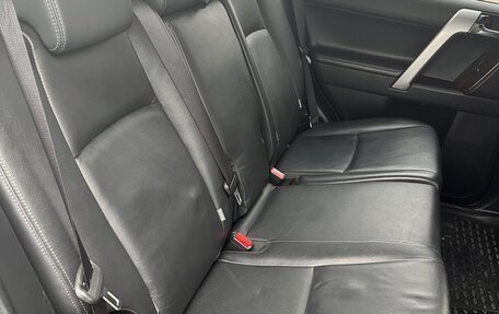 Toyota Land Cruiser Prado 150 рестайлинг 2, 2016 год, 4 500 000 рублей, 14 фотография