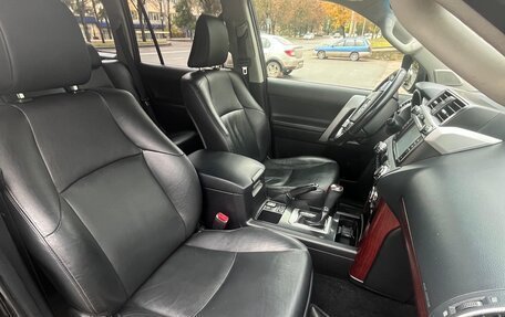 Toyota Land Cruiser Prado 150 рестайлинг 2, 2016 год, 4 500 000 рублей, 10 фотография