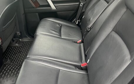 Toyota Land Cruiser Prado 150 рестайлинг 2, 2016 год, 4 500 000 рублей, 13 фотография