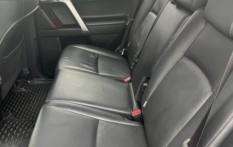 Toyota Land Cruiser Prado 150 рестайлинг 2, 2016 год, 4 500 000 рублей, 11 фотография