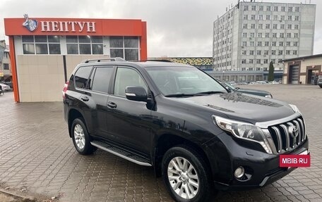 Toyota Land Cruiser Prado 150 рестайлинг 2, 2016 год, 4 500 000 рублей, 6 фотография