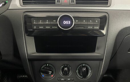 Skoda Rapid I, 2016 год, 1 215 000 рублей, 18 фотография