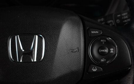 Honda Vezel, 2018 год, 1 999 000 рублей, 13 фотография