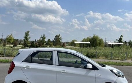 KIA Picanto II, 2011 год, 680 000 рублей, 8 фотография