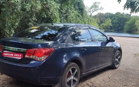 Chevrolet Cruze II, 2011 год, 570 000 рублей, 3 фотография