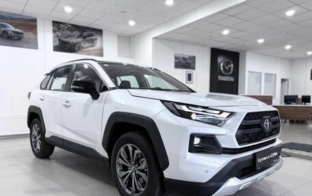 Toyota RAV4, 2025 год, 4 500 000 рублей, 4 фотография