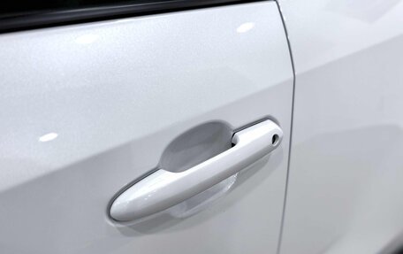 Toyota RAV4, 2025 год, 4 500 000 рублей, 11 фотография