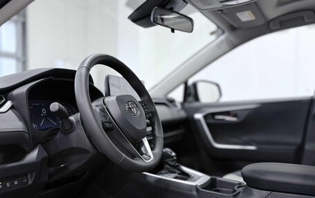 Toyota RAV4, 2025 год, 4 500 000 рублей, 15 фотография