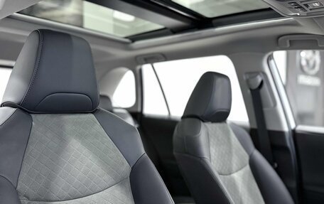 Toyota RAV4, 2025 год, 4 500 000 рублей, 25 фотография