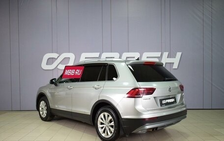 Volkswagen Tiguan II, 2017 год, 1 990 000 рублей, 2 фотография