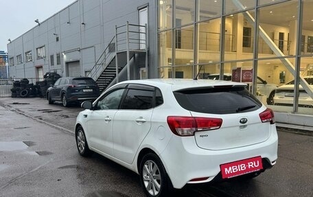 KIA Rio III рестайлинг, 2016 год, 999 000 рублей, 4 фотография
