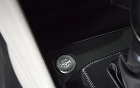 Volkswagen Tiguan II, 2017 год, 1 990 000 рублей, 22 фотография