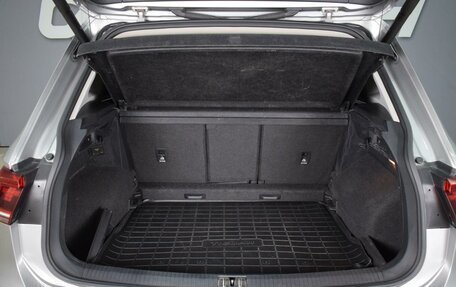 Volkswagen Tiguan II, 2017 год, 1 990 000 рублей, 24 фотография