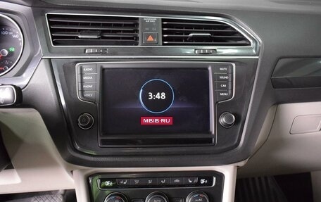 Volkswagen Tiguan II, 2017 год, 1 990 000 рублей, 20 фотография