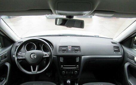 Skoda Yeti I рестайлинг, 2015 год, 1 099 000 рублей, 11 фотография