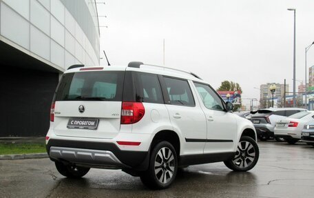 Skoda Yeti I рестайлинг, 2015 год, 1 099 000 рублей, 5 фотография