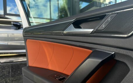 Volkswagen Tiguan II, 2017 год, 1 890 000 рублей, 13 фотография