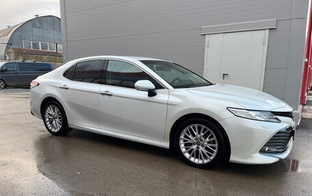 Toyota Camry, 2020 год, 2 950 000 рублей, 3 фотография