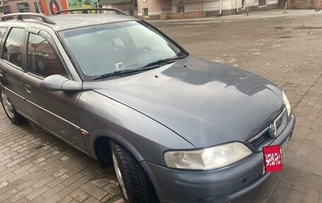Opel Vectra B рестайлинг, 2001 год, 200 000 рублей, 2 фотография