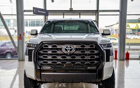 Toyota Tundra, 2023 год, 10 698 000 рублей, 2 фотография