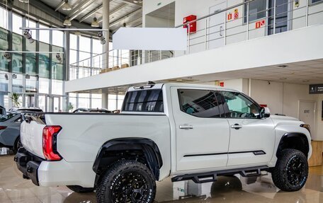 Toyota Tundra, 2023 год, 10 698 000 рублей, 7 фотография