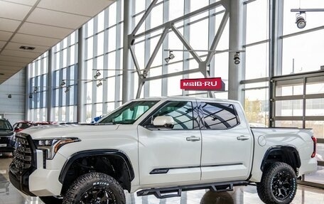 Toyota Tundra, 2023 год, 10 698 000 рублей, 3 фотография