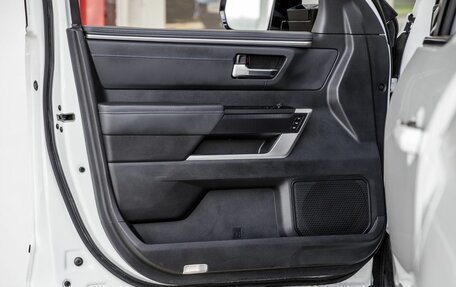 Toyota Tundra, 2023 год, 10 698 000 рублей, 13 фотография