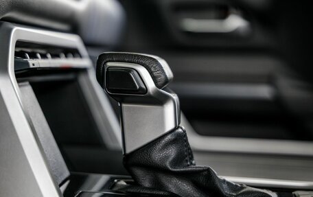 Toyota Tundra, 2023 год, 10 698 000 рублей, 20 фотография