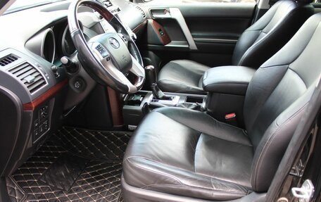 Toyota Land Cruiser Prado 150 рестайлинг 2, 2014 год, 3 370 000 рублей, 17 фотография