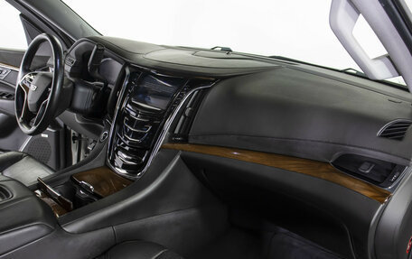 Cadillac Escalade IV, 2015 год, 4 248 000 рублей, 9 фотография