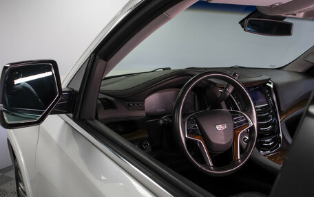 Cadillac Escalade IV, 2015 год, 4 248 000 рублей, 22 фотография