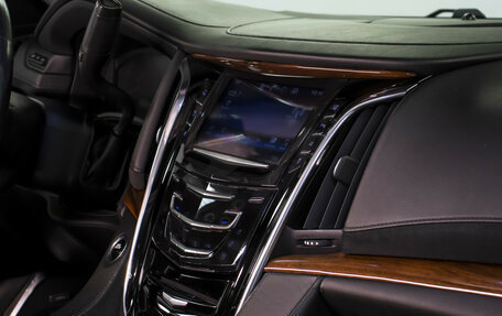 Cadillac Escalade IV, 2015 год, 4 248 000 рублей, 24 фотография