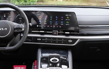 KIA Sportage IV рестайлинг, 2025 год, 3 790 000 рублей, 15 фотография