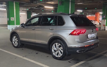 Volkswagen Tiguan II, 2020 год, 4 150 000 рублей, 4 фотография