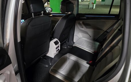 Volkswagen Tiguan II, 2020 год, 4 150 000 рублей, 18 фотография