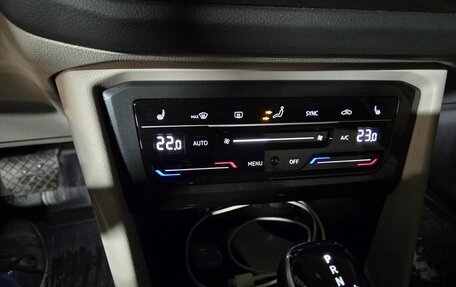 Volkswagen Tiguan II, 2020 год, 4 150 000 рублей, 27 фотография