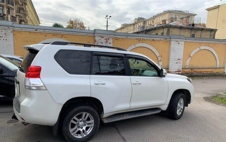 Toyota Land Cruiser Prado 150 рестайлинг 2, 2013 год, 2 750 000 рублей, 9 фотография