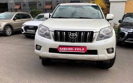 Toyota Land Cruiser Prado 150 рестайлинг 2, 2013 год, 2 750 000 рублей, 7 фотография