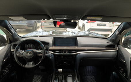 Lexus LX III, 2021 год, 10 950 000 рублей, 17 фотография