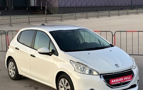Peugeot 208 II, 2013 год, 597 000 рублей, 5 фотография